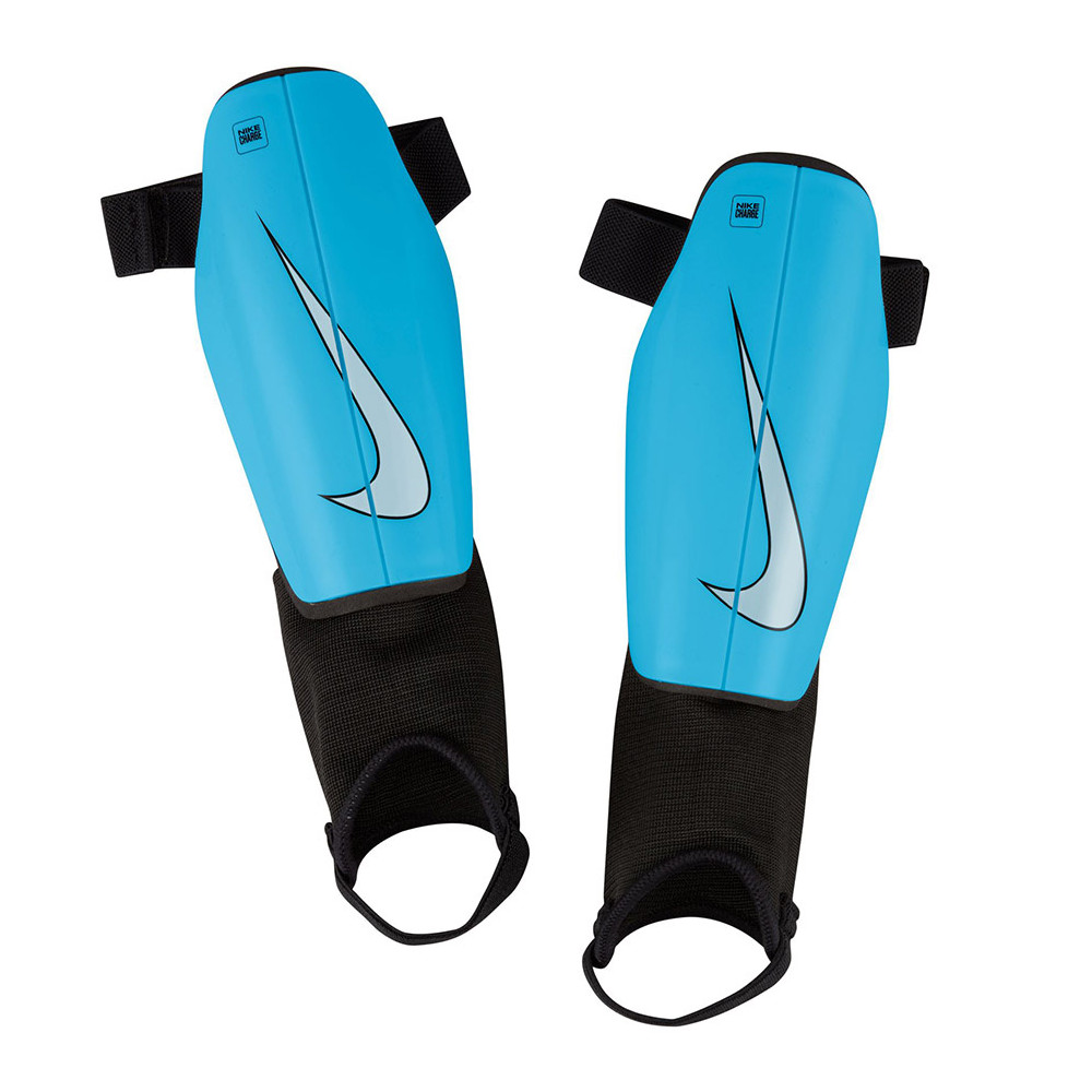 Nagolenniki Nike Charge DX4610-420			