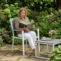 Zestaw 2 krzeseł ogrodowych na taras balkon stal HDPE szare białe MultiGarden